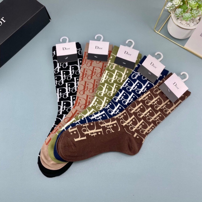 Socks 5 pairs