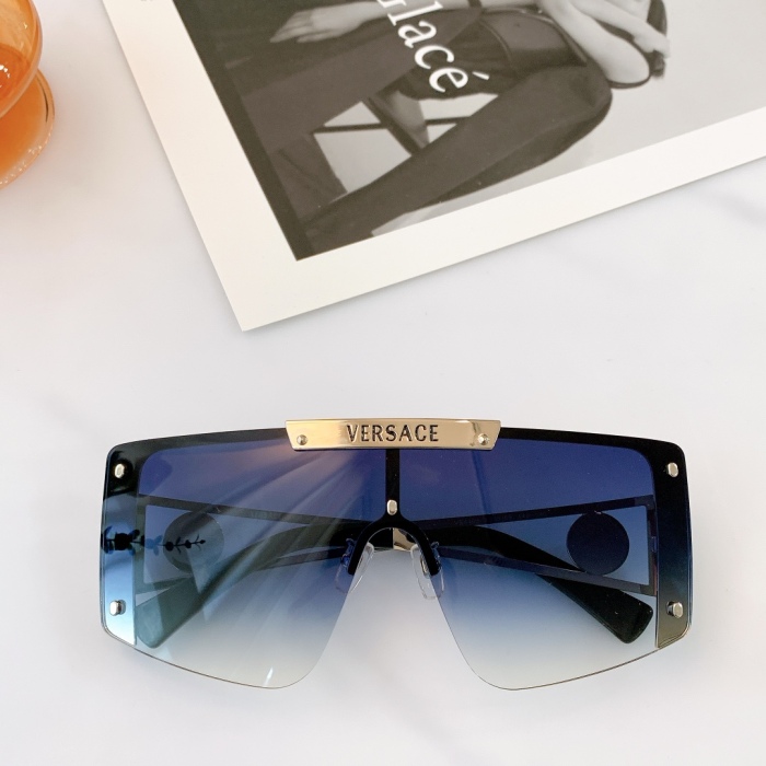 V*ersace Glasses Top