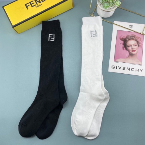Socks 2pairs