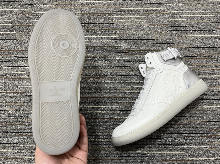 Men L*ouis V*uitton Top Sneakers
