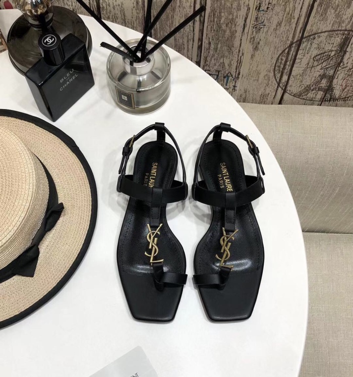 Women Y*SL Top Pumps