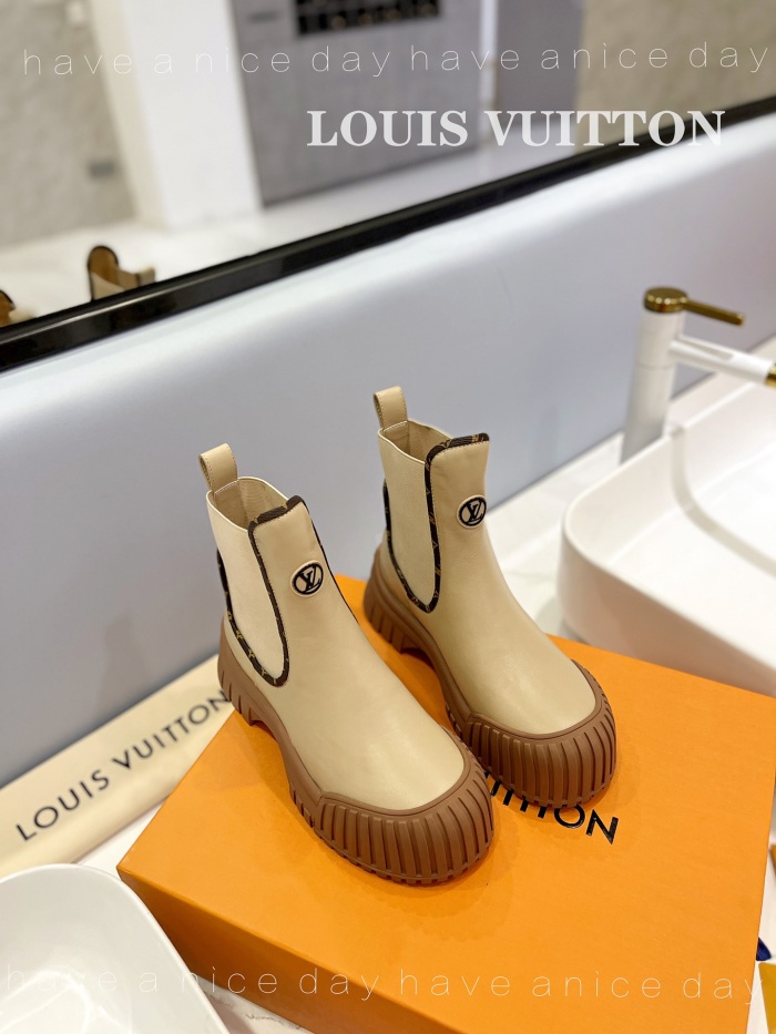 Women L*ouis V*uitton Top Sneakers