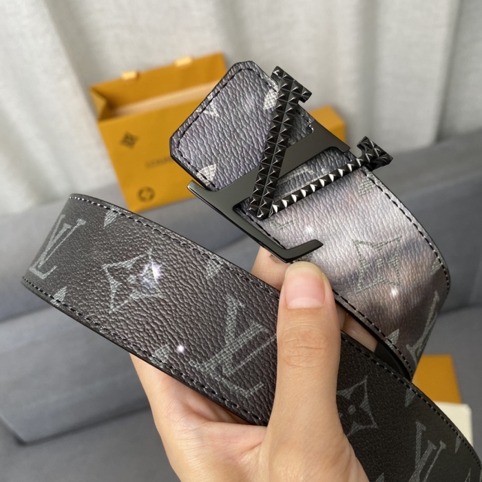 L*ouis V*uitton Belts Top Quality858