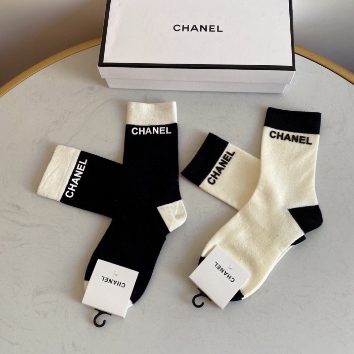 Socks 2pairs