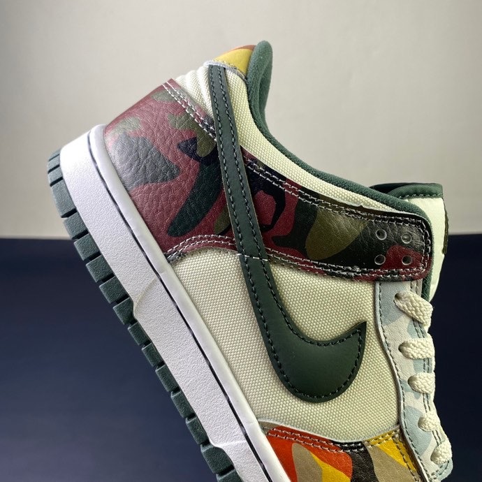 Nike SB Dunk Low SE DH0957-001