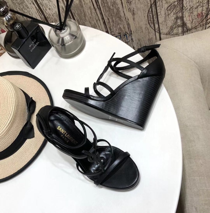 Women Y*SL Top Pumps 10.5CM
