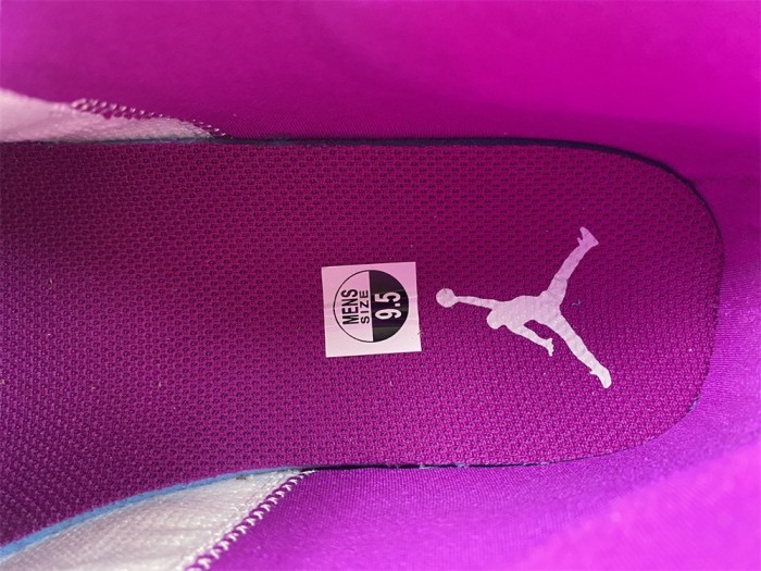 Air Jordan 1 Mid BQ6472-501
