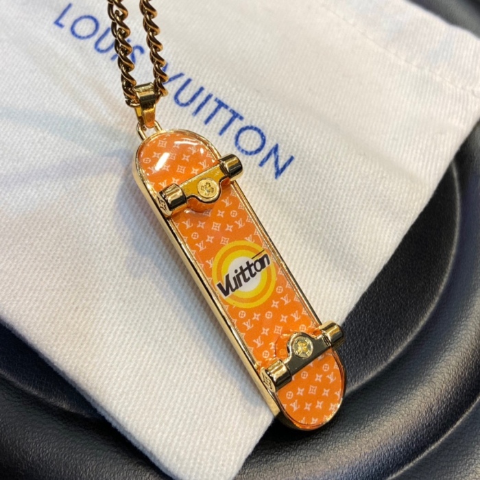 Necklace001
