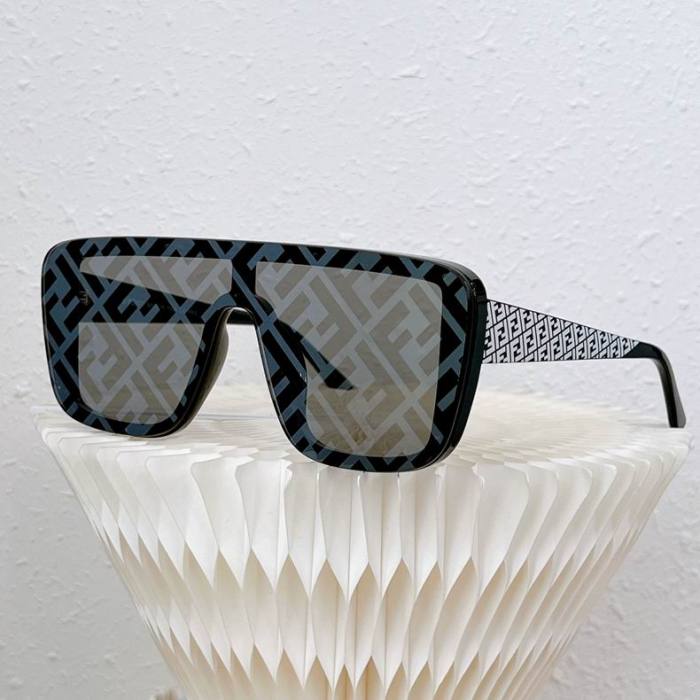 F*endi Glasses Top
