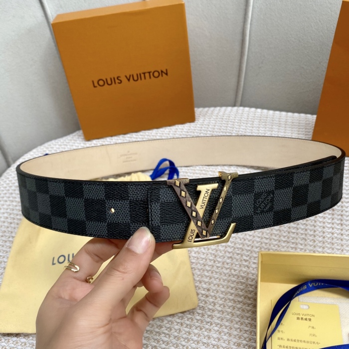 L*ouis V*uitton Belts Top Quality837