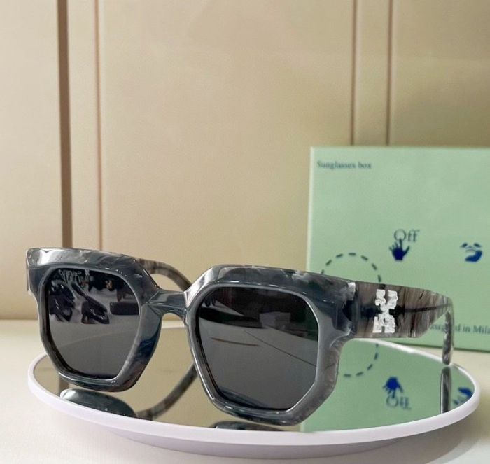 O*ff W*hite Glasses Top