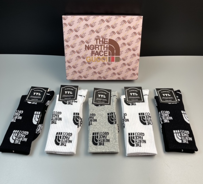 Socks 5 pairs