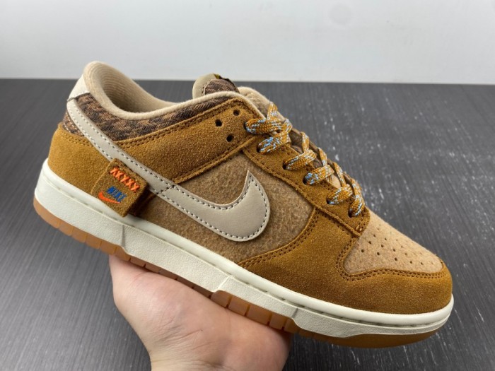 Nike SB DUNK LOW