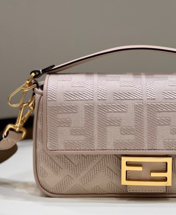 F*endi Bag Top Quality 27*16*6CM