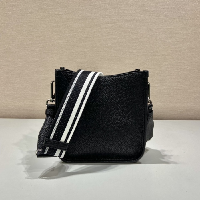 P*rada Top Bag 19*20*6CM