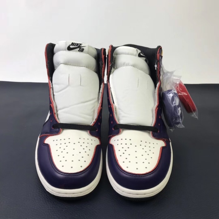 Air Jordan 1 High OG “Court Purple” CD6578-507