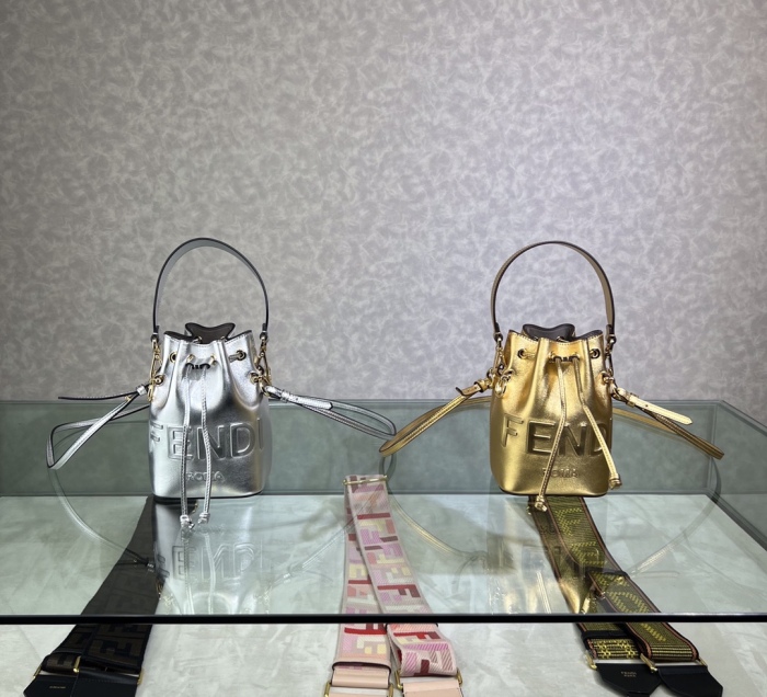 F*endi Bag Top Quality 12*18*10CM