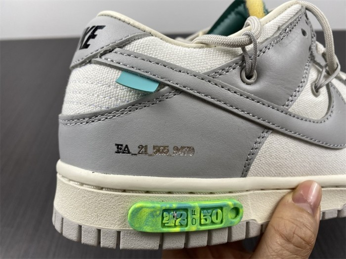 O*ff-W*hite x Nike Dunk Low