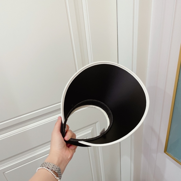 Top Hat