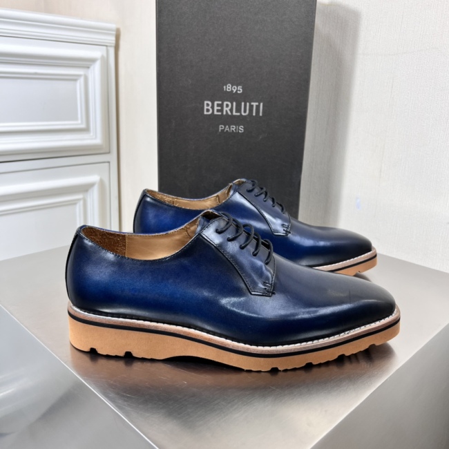 Men B*erluti Top Loafer