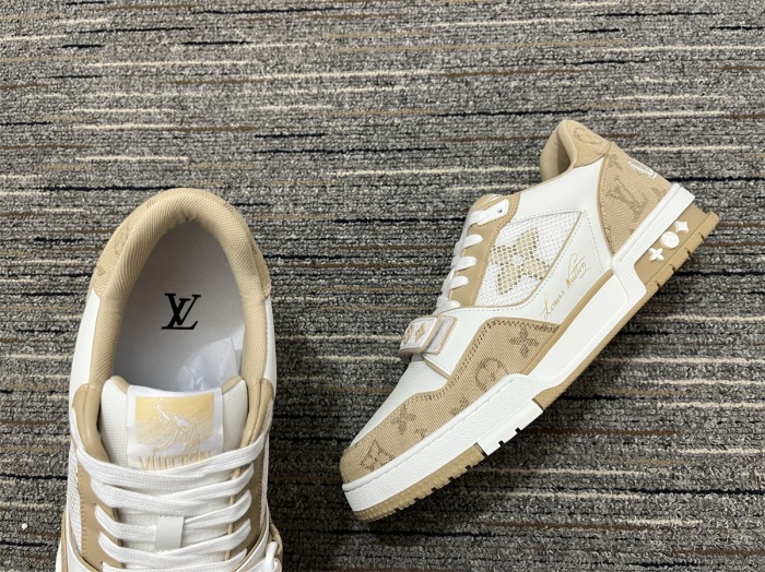 Men L*ouis V*uitton Top Sneakers