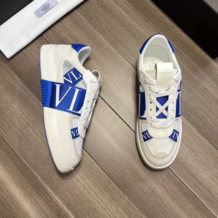 Men 𝑉*𝐴𝐿𝐸𝑁𝑇𝐼𝑁𝑂 Top Sneakers