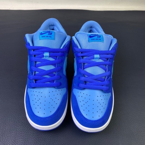 NIKE DUNK LOW