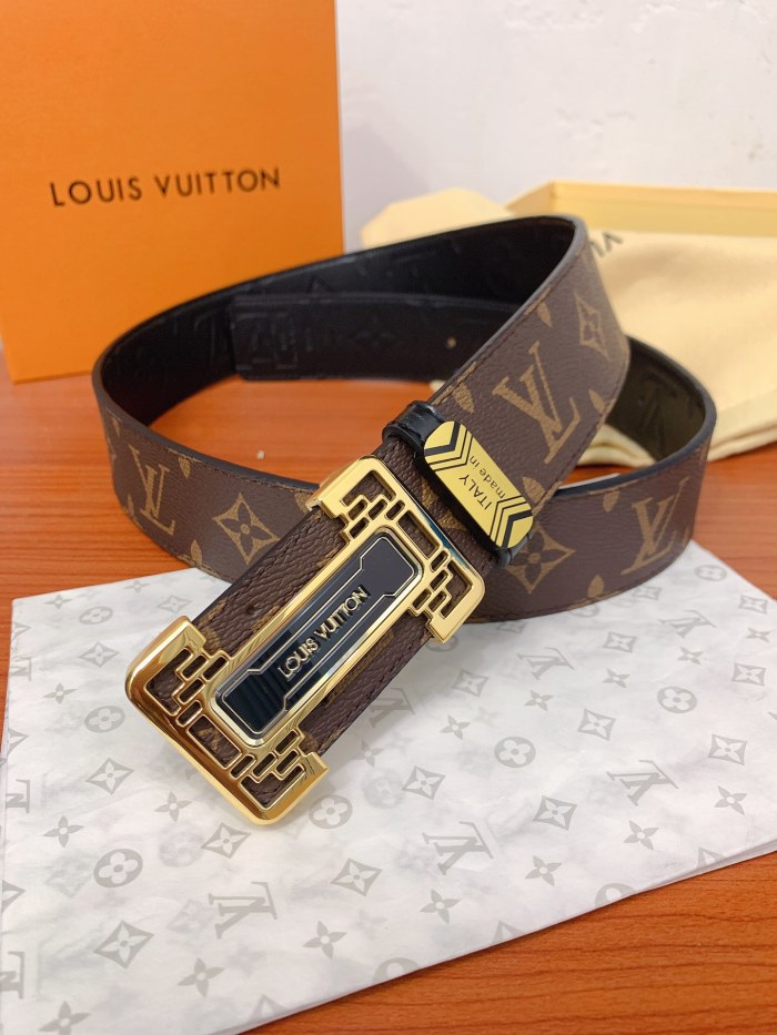 L*ouis V*uitton Belts Top Quality772