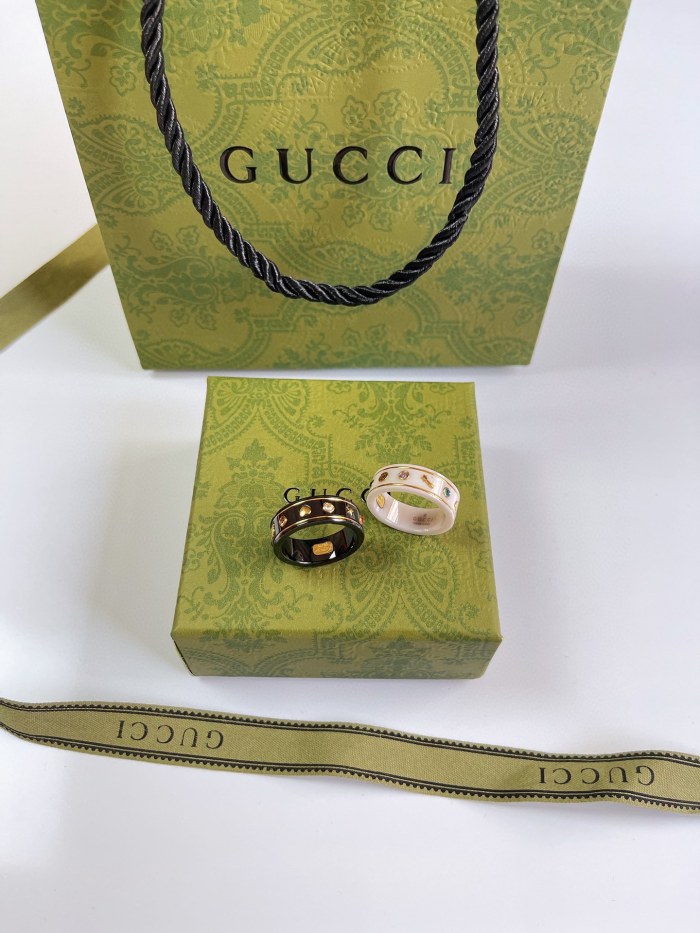 Ring001