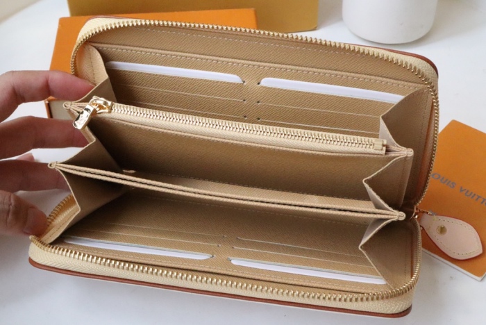 L*ouis V*uitton Bag Top Quality 19*10.5*2CM