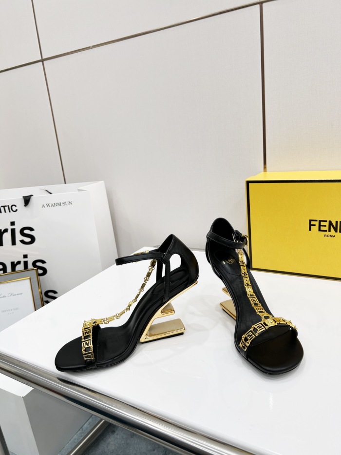 Women F*endi Top Quality Sandals