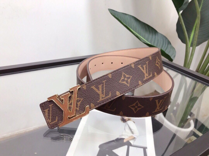 L*ouis V*uitton Belts Top Quality877