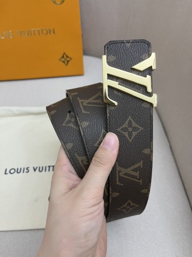 L*ouis V*uitton Belts Top Quality710