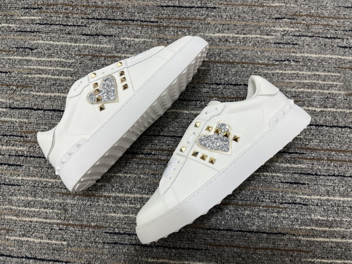 Men Women 𝑉*𝐴𝐿𝐸𝑁𝑇𝐼𝑁𝑂 Top Sneakers