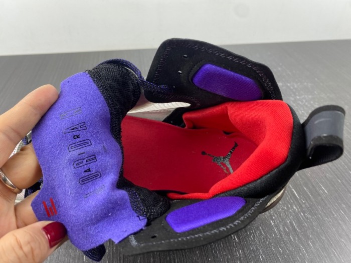 AIR JORDAN 37 'LIGHT BONE' SKU DD6958-060