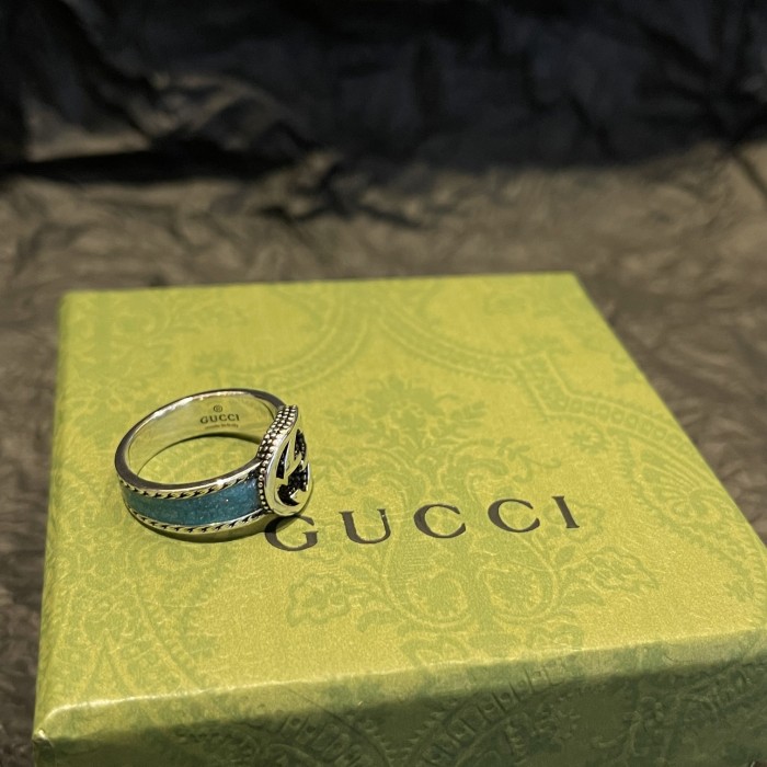 Ring004