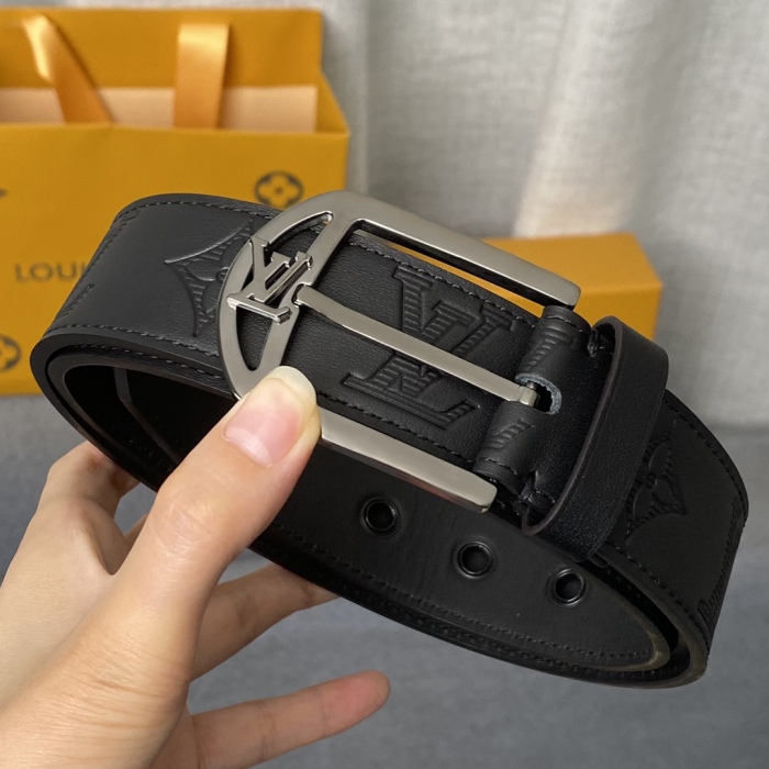 L*ouis V*uitton Belts Top Quality854