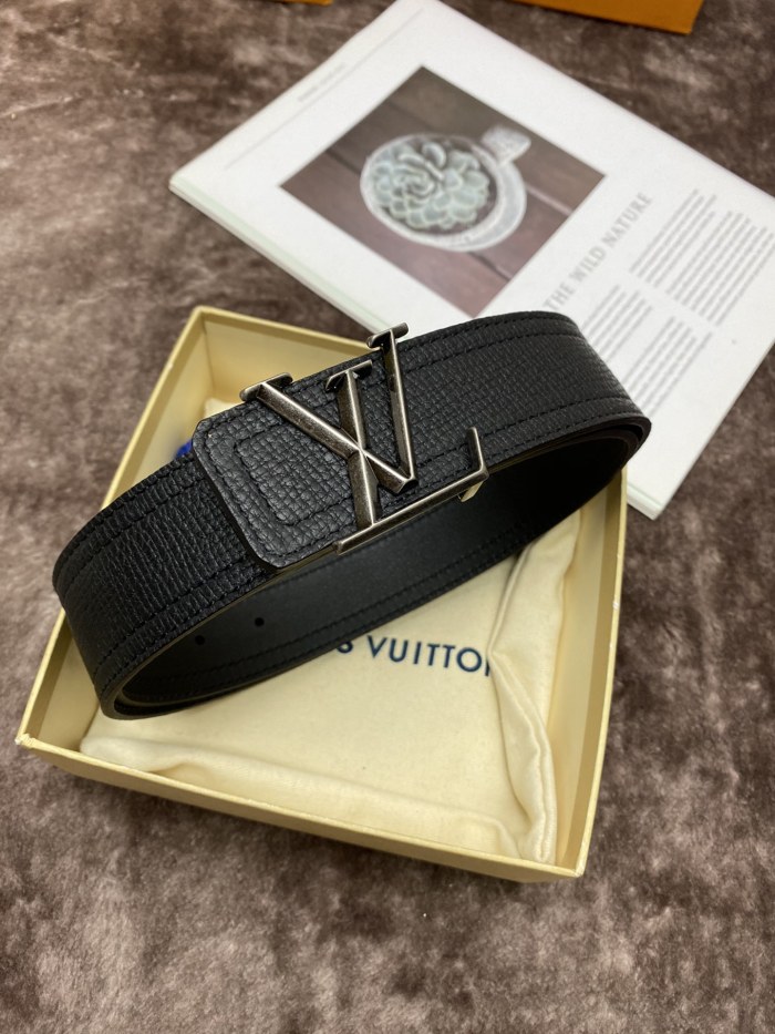 L*ouis V*uitton Belts Top Quality747