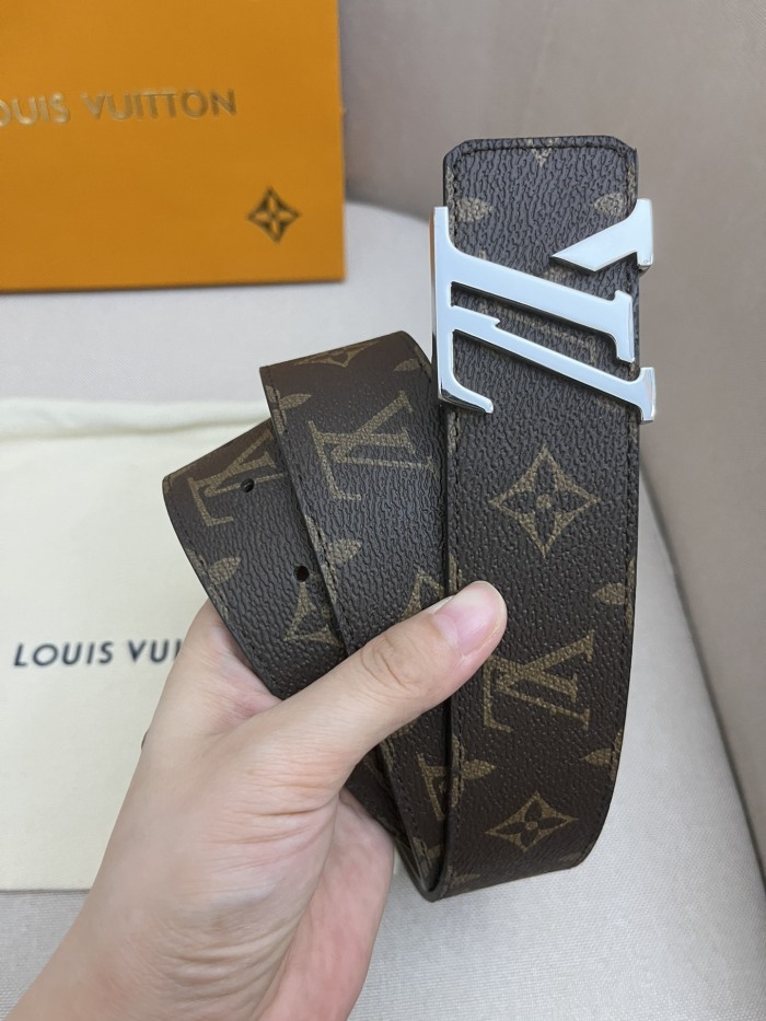 L*ouis V*uitton Belts Top Quality710