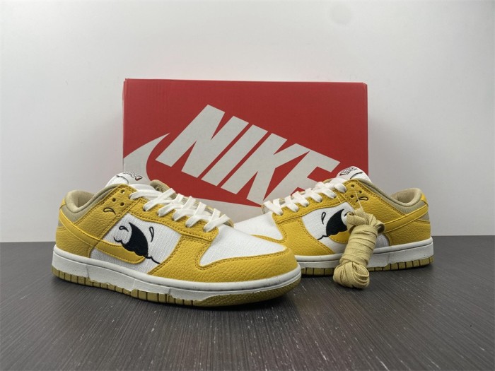 NIKE DUNK LOW