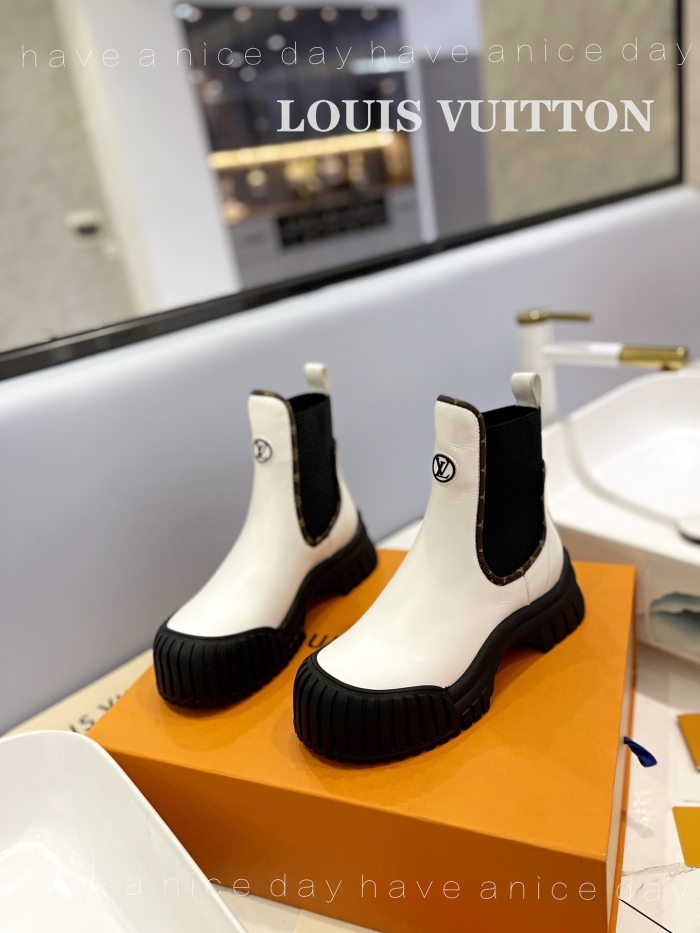 Women L*ouis V*uitton Top Sneakers
