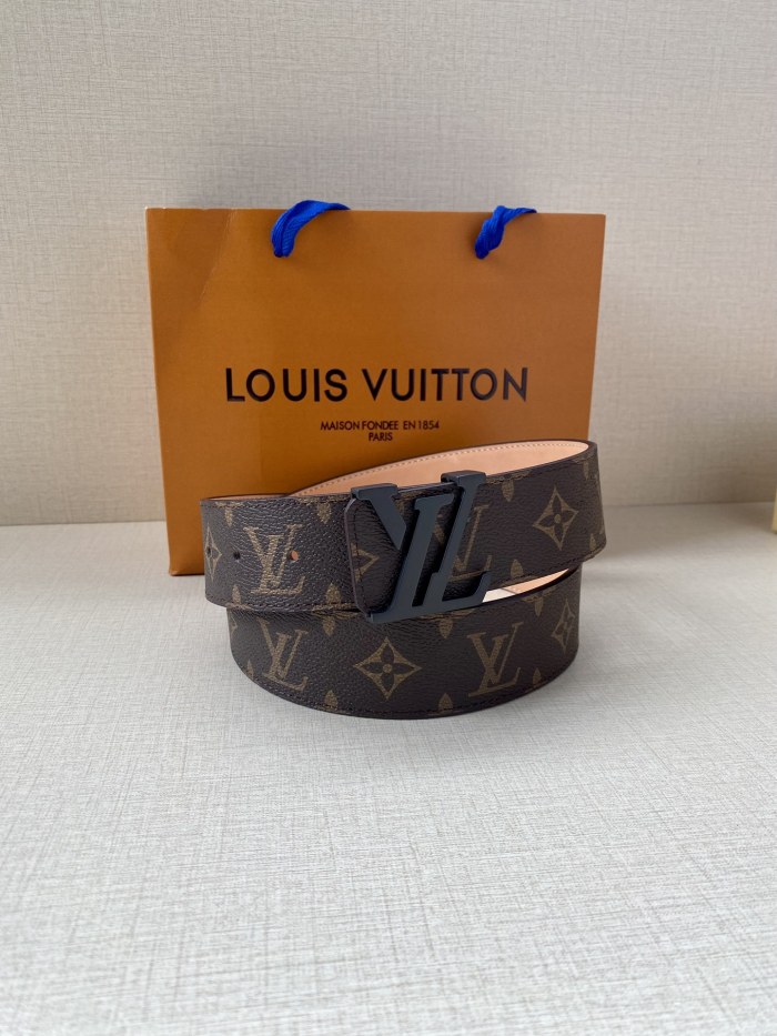 L*ouis V*uitton Belts Top Quality706