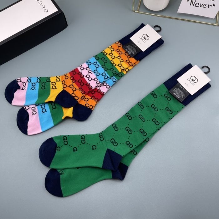 Socks 2pairs