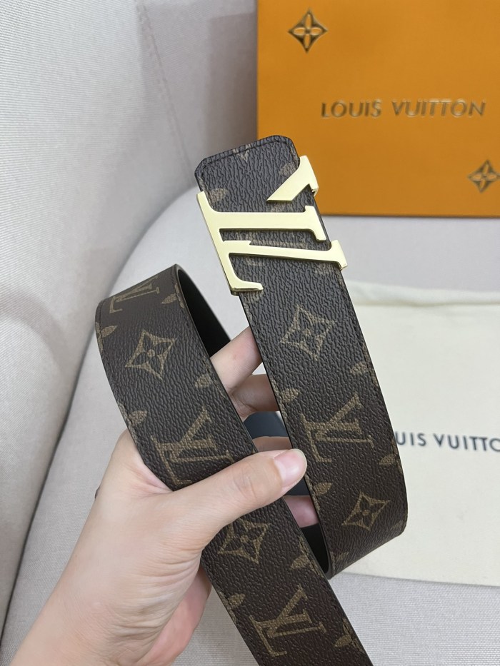L*ouis V*uitton Belts Top Quality710