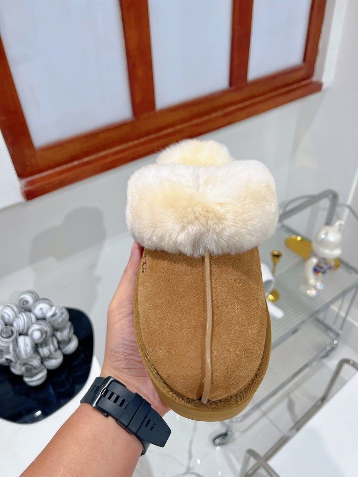 Women U*GG Top Sneaker