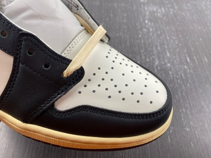 T*ravis S*cott x Air Jordan 1 Low OG SP CQ4277-105