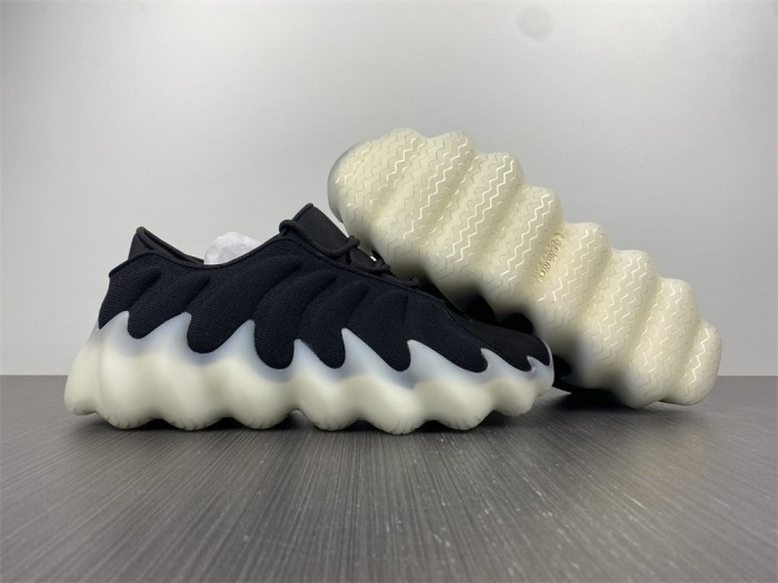 Yeezy Boost 400