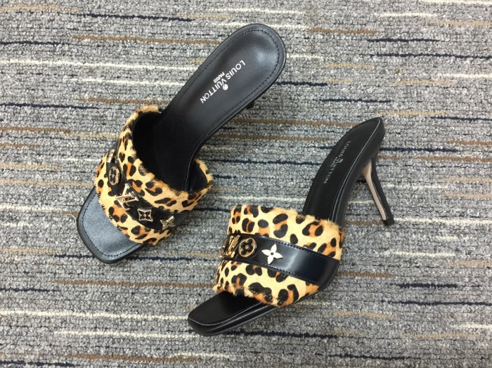 Women L*ouis V*uitton Top Slippers