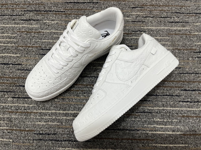O*ff-W*hite x Nike Air Force 1 x L*V Low