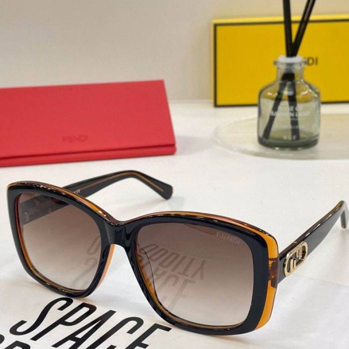 F*endi Glasses Top